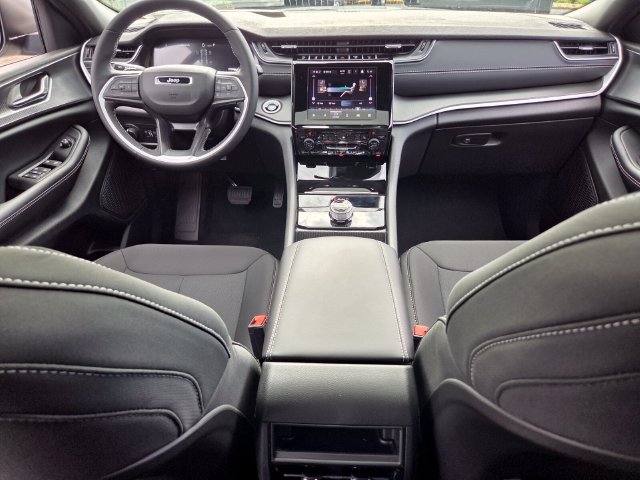 New 2026 Jeep Grand Cherokee Laredo X RWD image 14