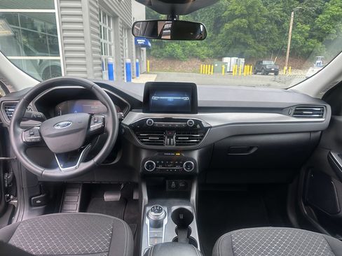 Used 2024 Ford Escape Active AWD/4WD image 5