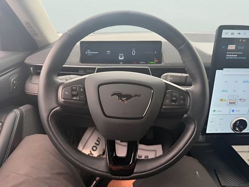 Certified 2025 Ford Mustang Mach-E Premium AWD/4WD image 22