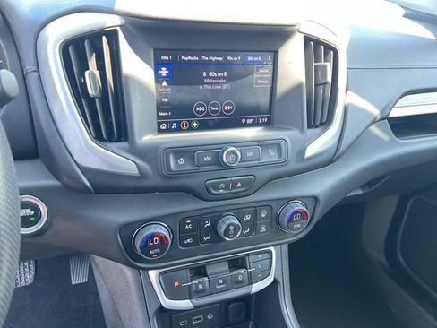 Certified 2023 GMC Terrain SLE w/ Driver Convenience Package FWD image 20
