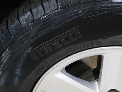 Used 2023 Ford F150 XLT image 96