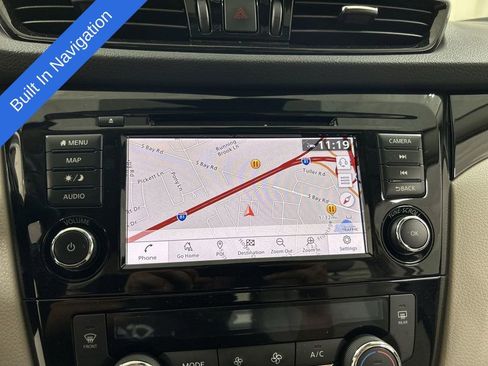 Used 2022 Nissan Rogue Sport SL image 16