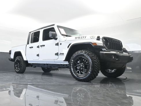 Used 2024 Jeep Gladiator Sport image 66