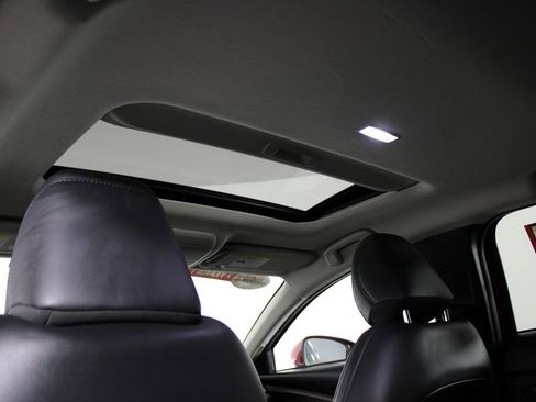 Used 2022 MAZDA CX-30 AWD 2.5 S w/ Premium Package image 23