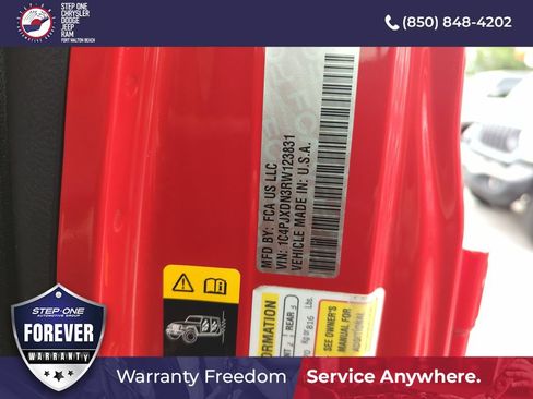 Used 2024 Jeep Wrangler Unlimited Sport AWD/4WD image 36