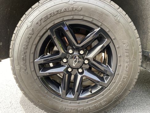 Used 2020 Chevrolet Silverado 1500 Custom Trail Boss w/ Custom Convenience Package AWD/4WD image 41