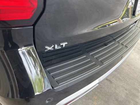 Used 2024 Ford Expedition Max XLT AWD/4WD image 19