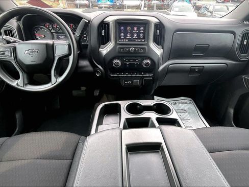 Used 2024 Chevrolet Silverado 1500 Custom Trail Boss AWD/4WD image 15