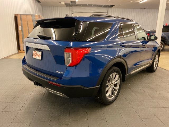 Used 2021 Ford Explorer XLT w/ Equipment Group 202A AWD/4WD image 14