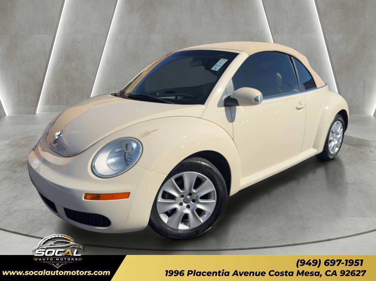 Used 2010 Volkswagen Beetle Convertible FWD image 14