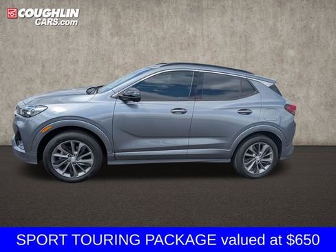 Used 2020 Buick Encore GX Essence w/ Experience Buick Package image 5