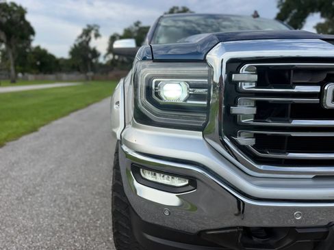 Used 2016 GMC Sierra 1500 SLT w/ Enhanced Driver Alert Package AWD/4WD image 30