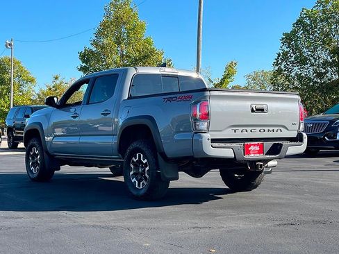Used 2020 Toyota Tacoma TRD Off-Road image 5