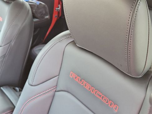 New 2025 Jeep Wrangler Unlimited Rubicon image 16