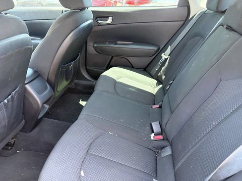 Used 2016 Kia Optima LX FWD image 13