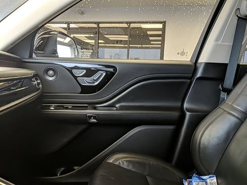 Used 2021 Lincoln Aviator Reserve w/ Equipment Group 201A image 26