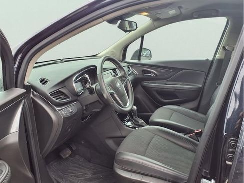 Certified 2022 Buick Encore Preferred w/ Safety Package AWD/4WD image 18