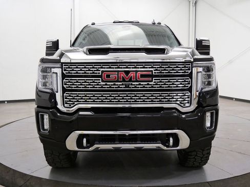 Used 2021 GMC Sierra 2500 Denali w/ Denali Ultimate Package AWD/4WD image 2