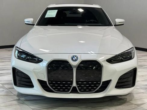 Used 2023 BMW i4 eDrive40 w/ M Sport Package RWD image 3