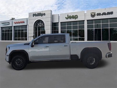Used 2025 GMC Sierra 2500 Denali Ultimate image 6