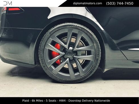 Used 2025 Tesla Model S Plaid AWD/4WD image 38