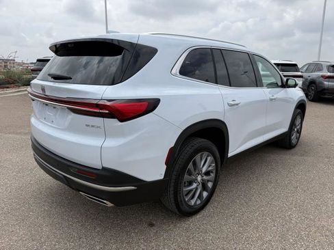 New 2026 Buick Enclave Preferred w/ Super Cruise Package FWD image 9