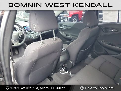 Used 2023 Chevrolet Malibu RS image 18