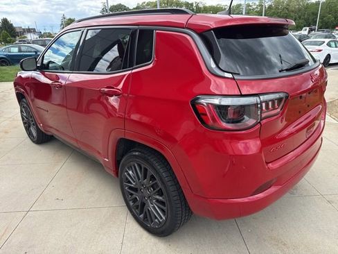 Used 2022 Jeep Compass Limited AWD/4WD image 5
