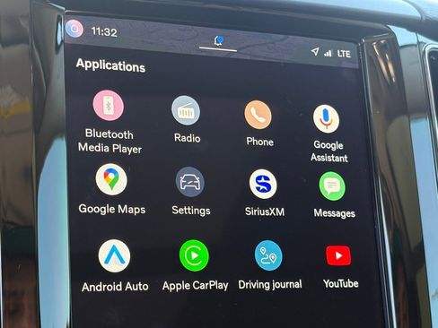 Certified 2023 Volvo XC60 B5 Plus w/ Climate Package image 24