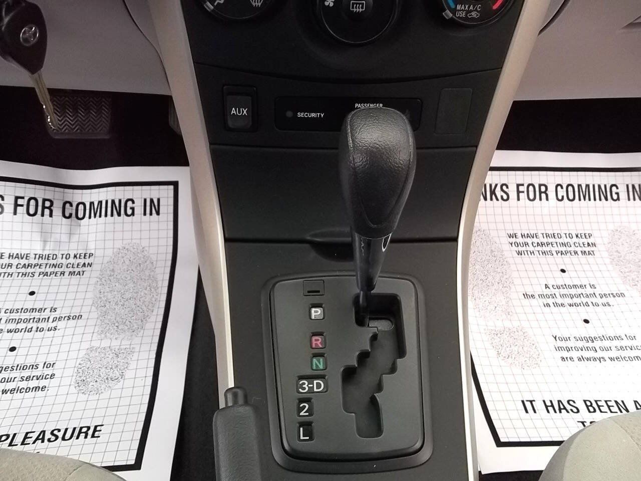 Used 2013 Toyota Corolla L FWD image 20