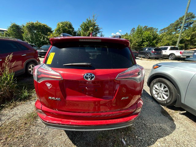Used 2017 Toyota RAV4 XLE FWD image 5