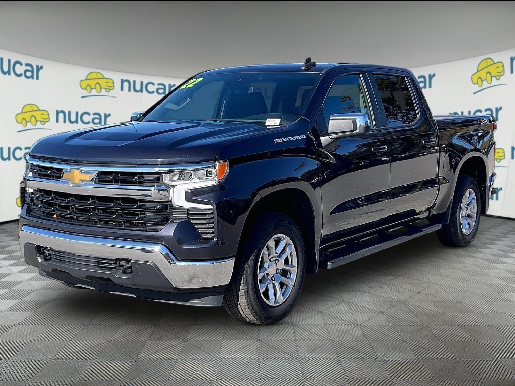 Used 2022 Chevrolet Silverado 1500 LT AWD/4WD image 3