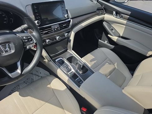 Used 2019 Honda Accord Touring image 28