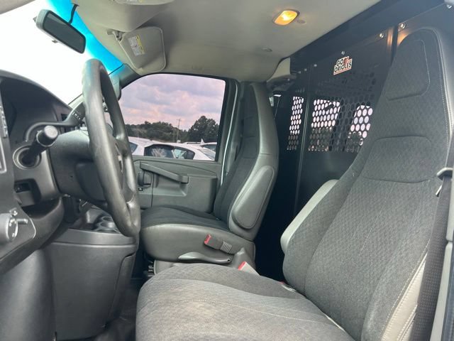 Used 2021 GMC Savana 2500 w/ Driver Convenience Package RWD image 12