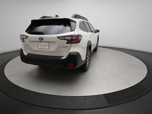 Used 2025 Subaru Outback Premium w/ Popular Package #1A image 14