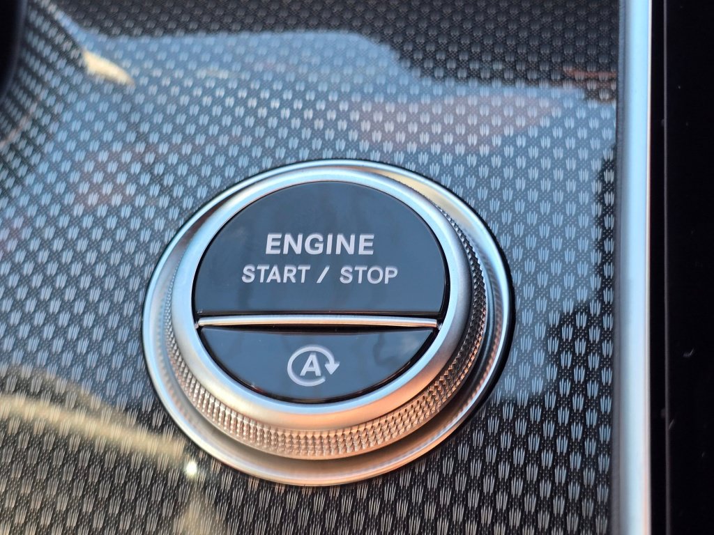 New 2026 Mercedes-Benz C 300 4MATIC Sedan image 40