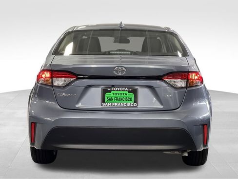 Used 2026 Toyota Corolla LE w/ LE Premium Package FWD image 4