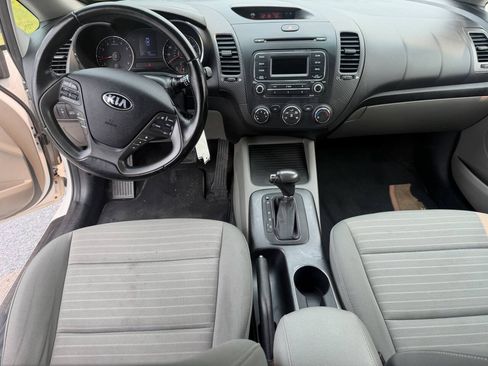 Used 2015 Kia Forte EX FWD image 10