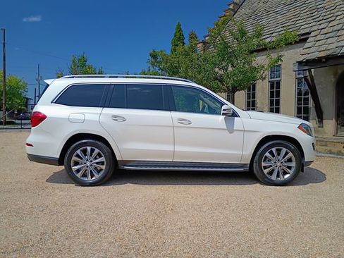 Used 2015 Mercedes-Benz GL 450 4MATIC image 14