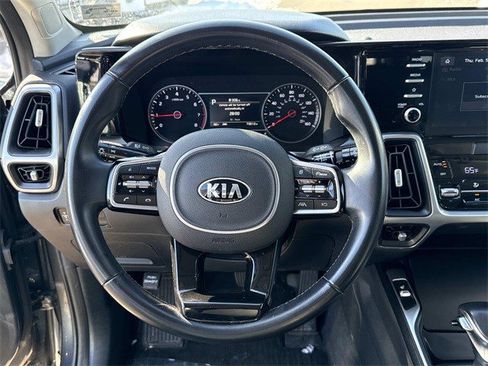 Used 2021 Kia Sorento S w/ Panoramic Sunroof Package image 19
