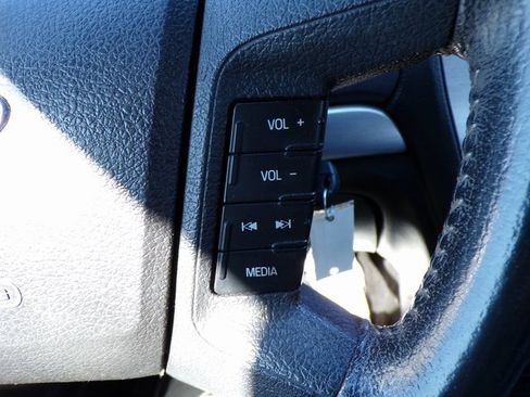 Used 2009 Ford Fusion SE image 17