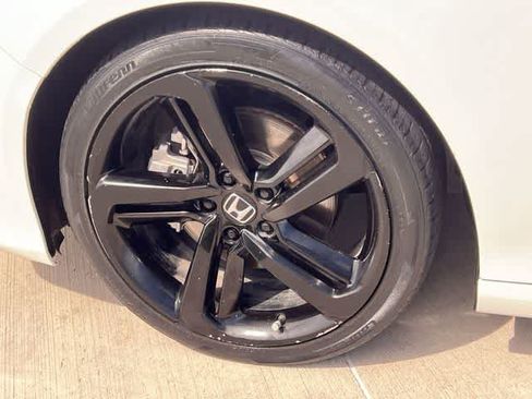 Certified 2021 Honda Accord Sport image 9