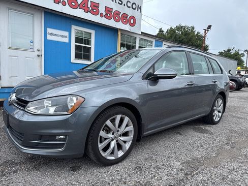 Used 2016 Volkswagen Golf SportWagen FWD image 2