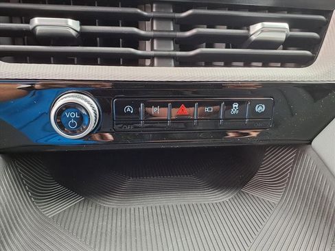 New 2026 Ford Explorer Active w/ Active Comfort Package image 10