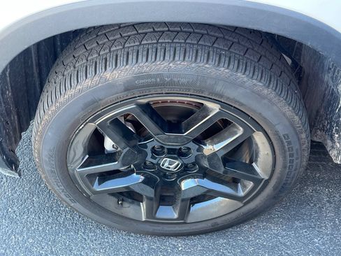 Used 2024 Honda Passport Black Edition image 8