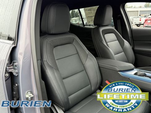 New 2026 Chevrolet Equinox EV LT image 20