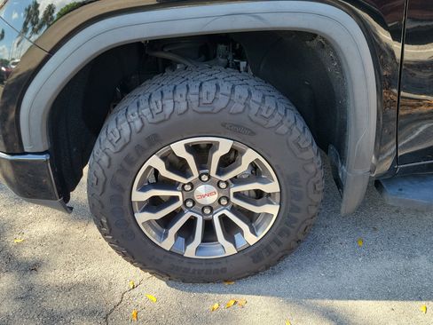 Used 2021 GMC Sierra 1500 AT4 AWD/4WD image 4