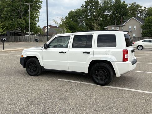 Used 2009 Jeep Patriot Sport FWD image 10