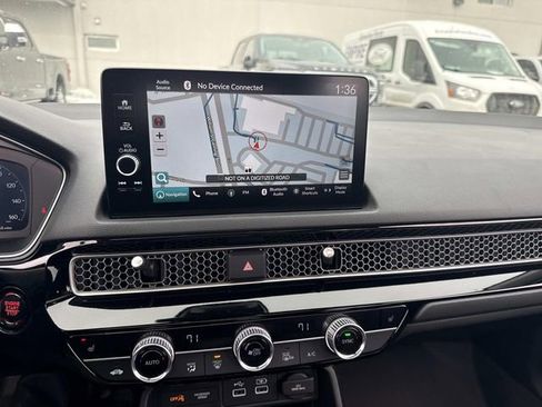 Used 2024 Honda Civic Touring image 28