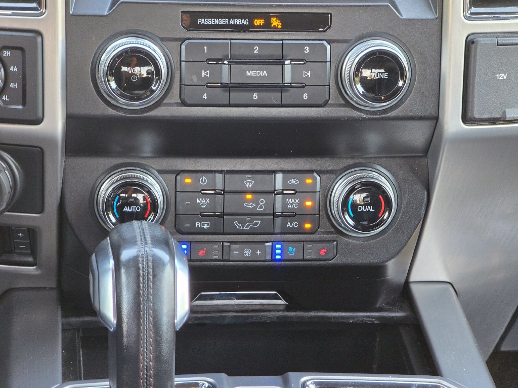 Used 2020 Ford F150 Platinum w/ Equipment Group 701A Luxury AWD/4WD image 38